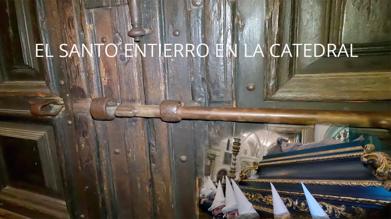 Procesión Santo Entierro en la Catedral de Cuenca