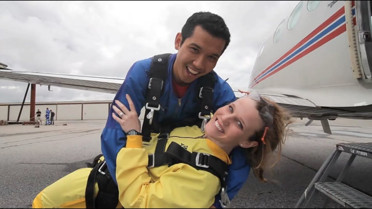 Skydive Proposal ( Vechat & Taylar )