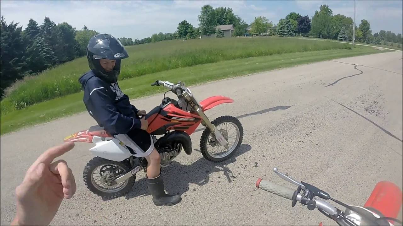 Honda Cr 80 vs. Honda Cr 85!!!