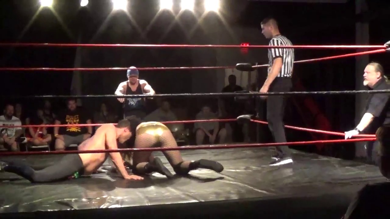 Shawna Reed vs Che Solo