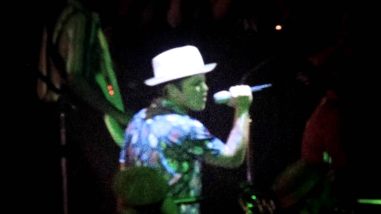 Bruno Mars Gorilla Live at Moonshine Jungle Tour Ottawa