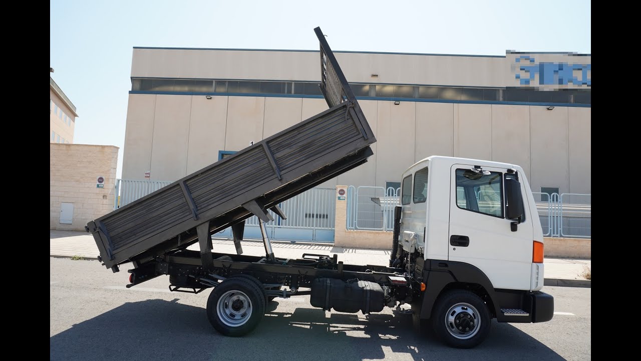 NISSAN ATLEON 56.15 VOLQUETE EN SERVEAL AUTOMOCION