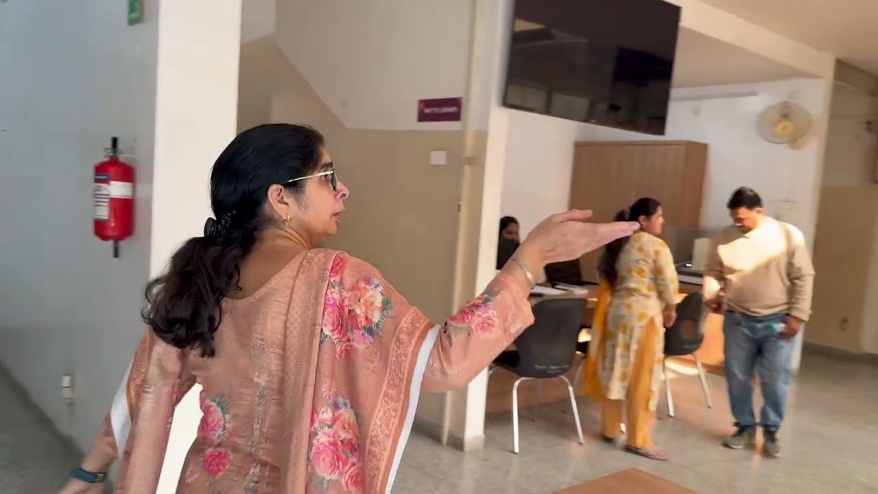 Dheeraj International School