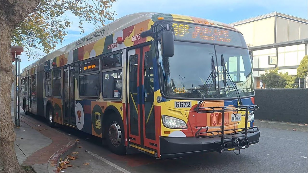 Holiday Bus! SF MUNI 2018 New Flyer XDE60 