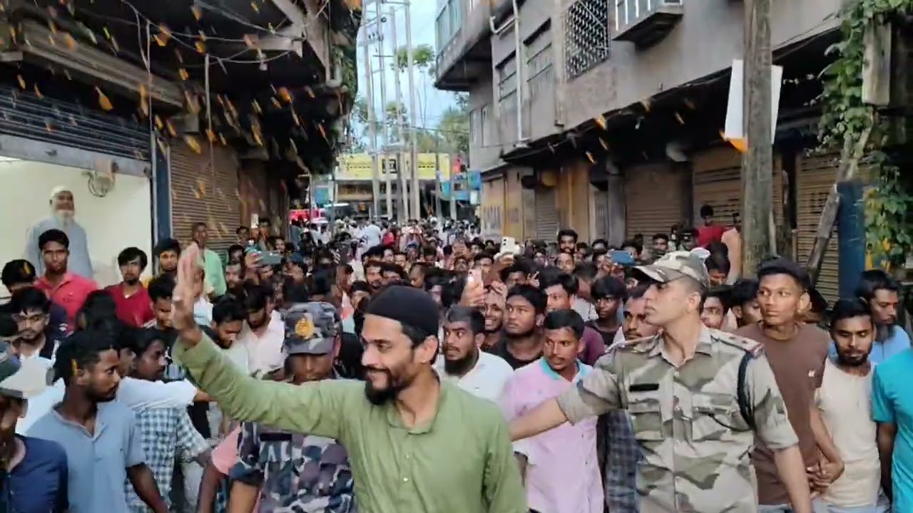 ভাঙ্গড় বিধায়ক নওশাদ সিদ্দিকী ভাইজান পারাতে লক্ষ মানুষের ভীড় দেখুন।@hafijul83 