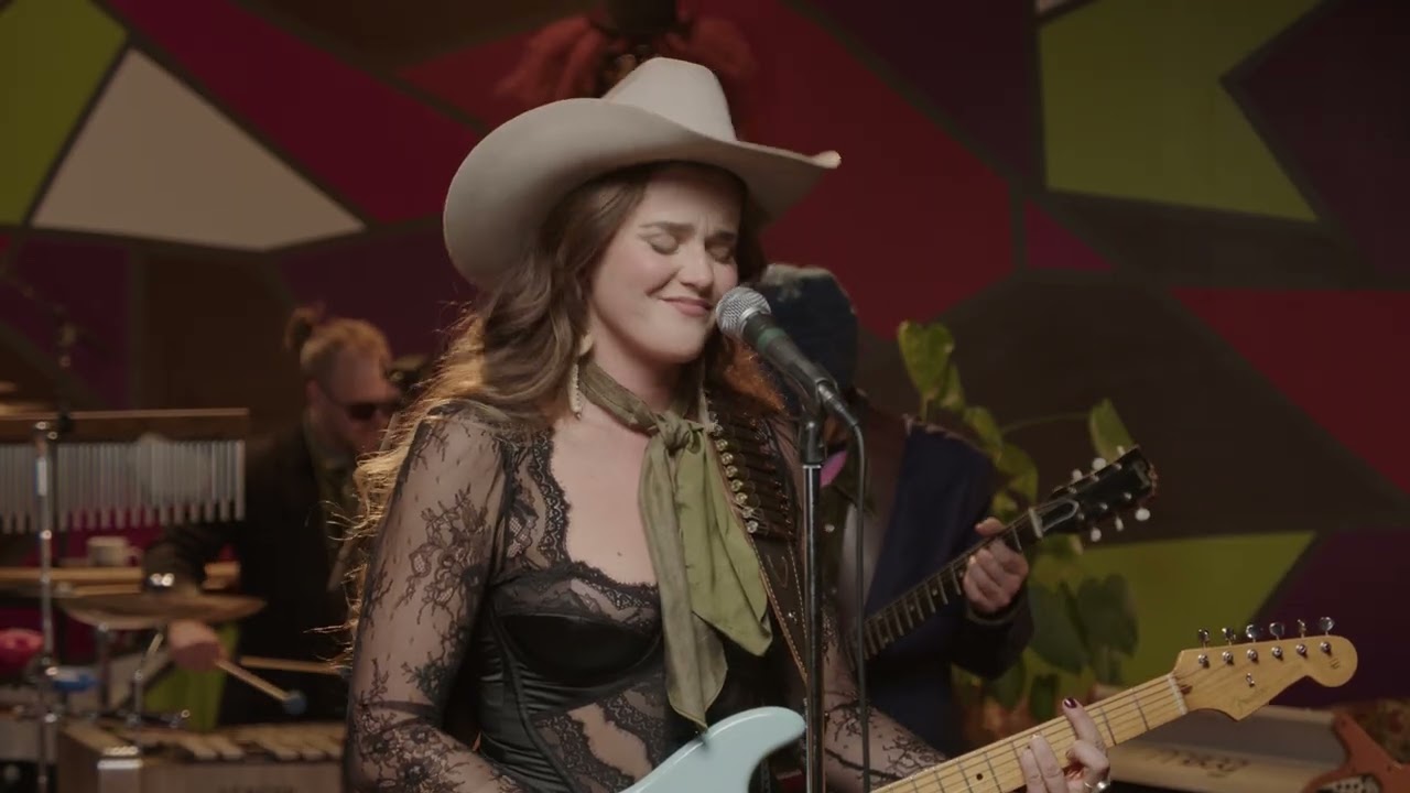 Alone in love - Give It To 'Em, FLORABELLE! (NPR Tiny Desk Contest 2026)