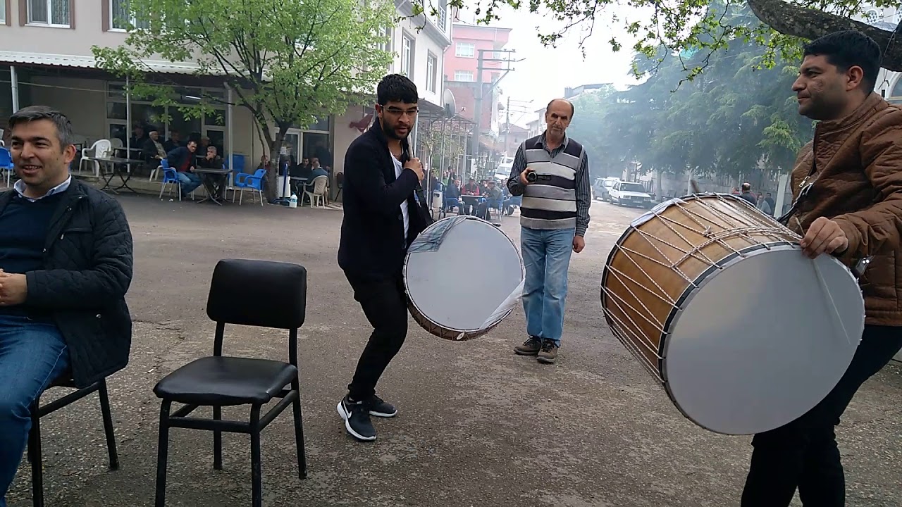 Aldırma Gönül.