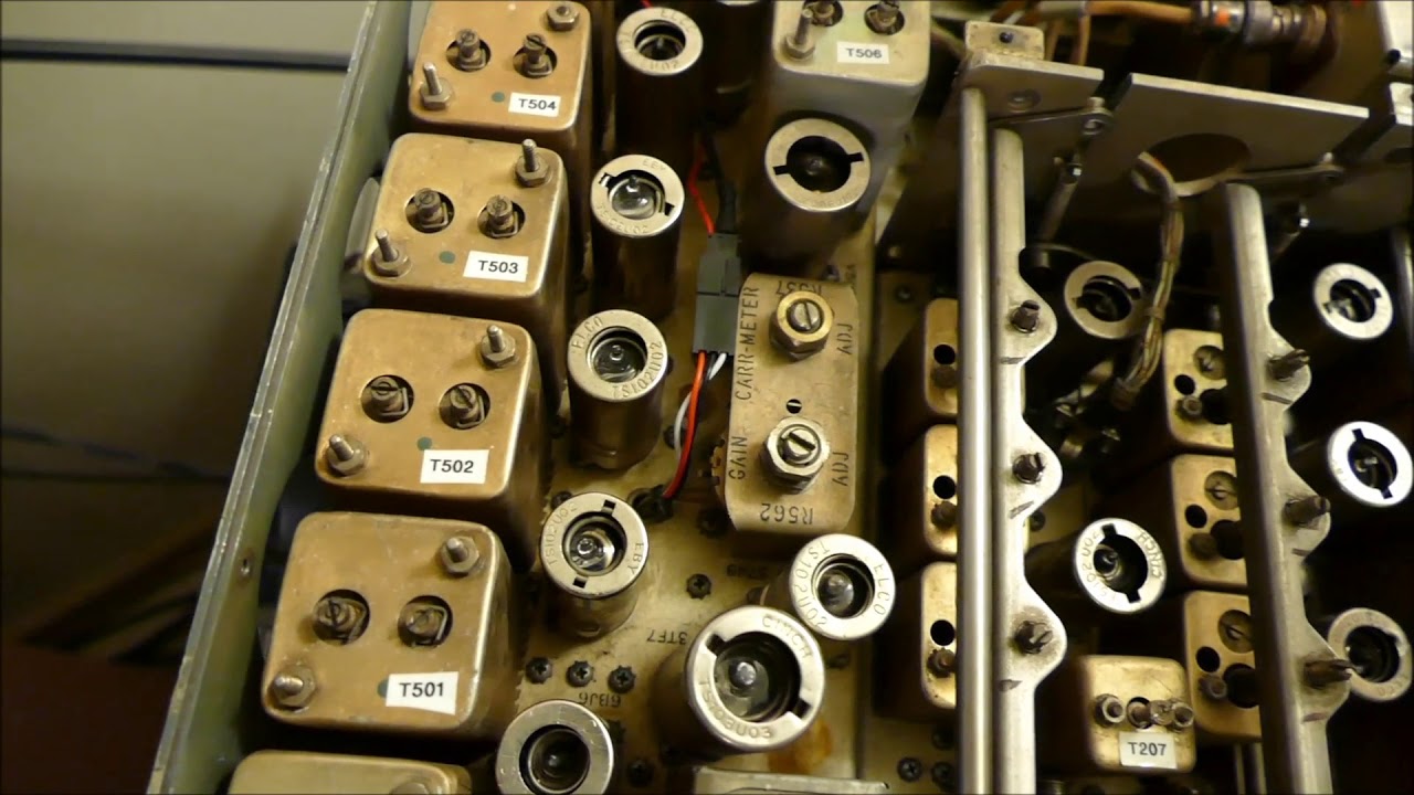 Maintaining The Collins R-390 Receiver