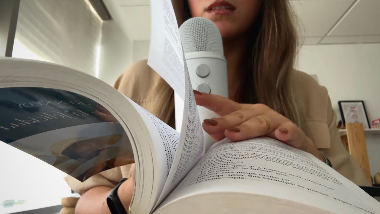 asmr inaudible reading 😴 page turning and book sounds (spanish)