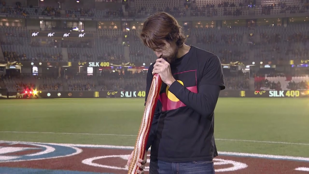 Yidaki / Didgeridoo at Silk's 400th AFL Game