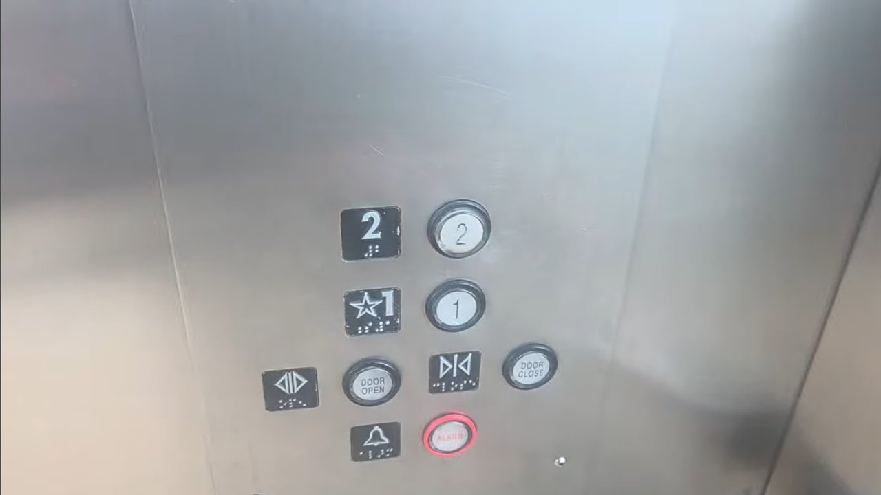 Montgomery hydraulic elevator in the food court at South Shore Plaza in Braintree-MA
