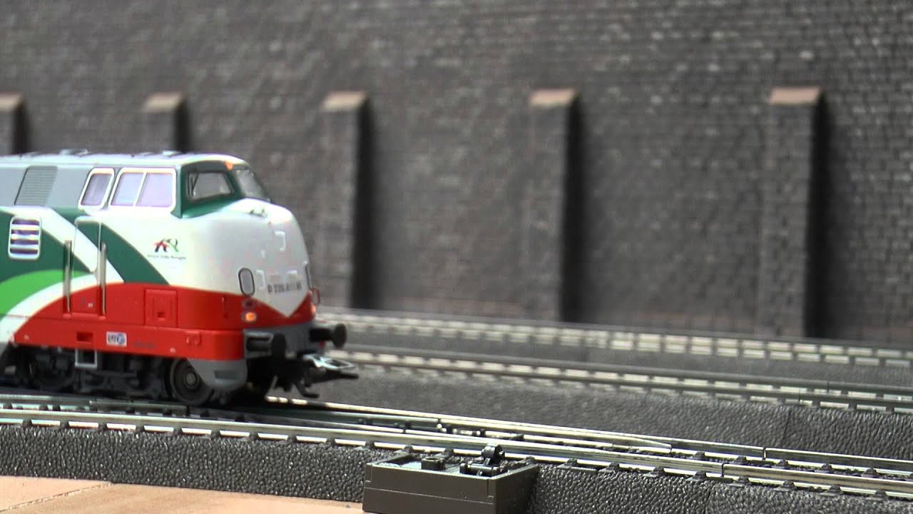 M&auml;rklin Club UK Day 23/02/14 - Ferrovie Emilia Baureihe D 220 [ M&auml;rklin item 37804 ] HD