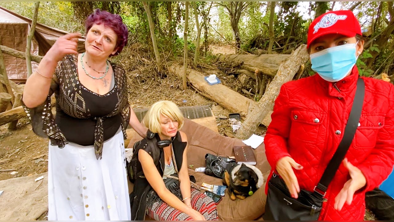 Homeless peoples:Tâm sự của cô gái vô gia cư: mỗi tối tôi  phải phục vụ thân xác để được Ở trong lều