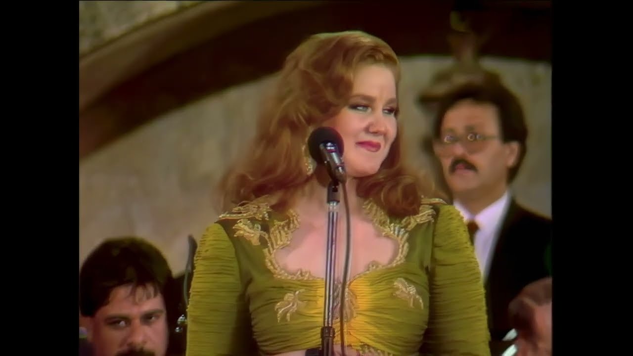 Mayada El Hennawy - I adore you  ميادة الحناوي - أنا بعشقك