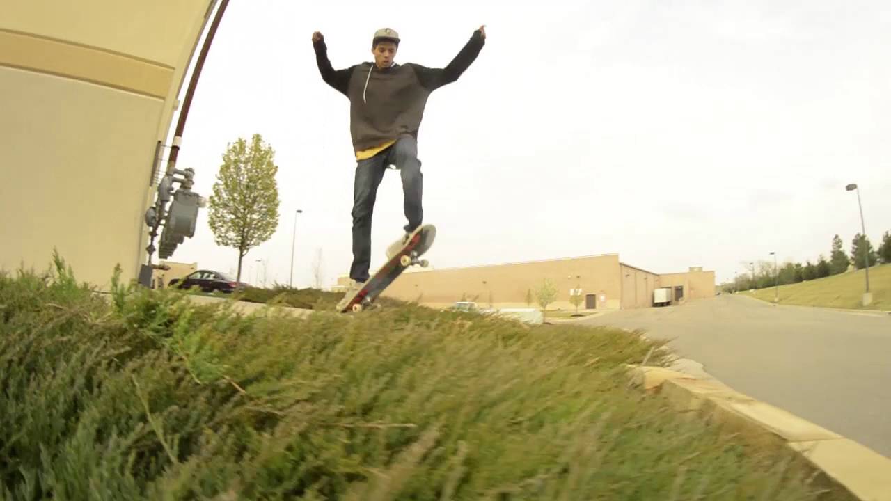 Darrius Hutton Teaser Wichita Street Skating