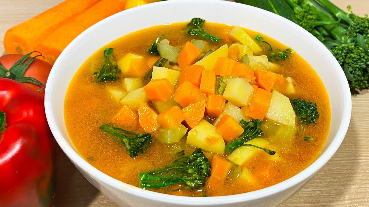 So bereite ich diese Gemüsesuppe zu: lecker, nahrhaft und ein einfaches Rezept.