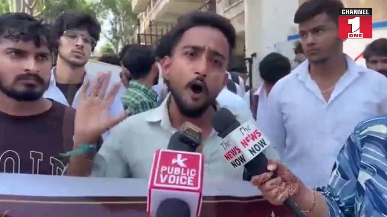 Students protest at MAM college, Demand Rollback of UGC Decision.
