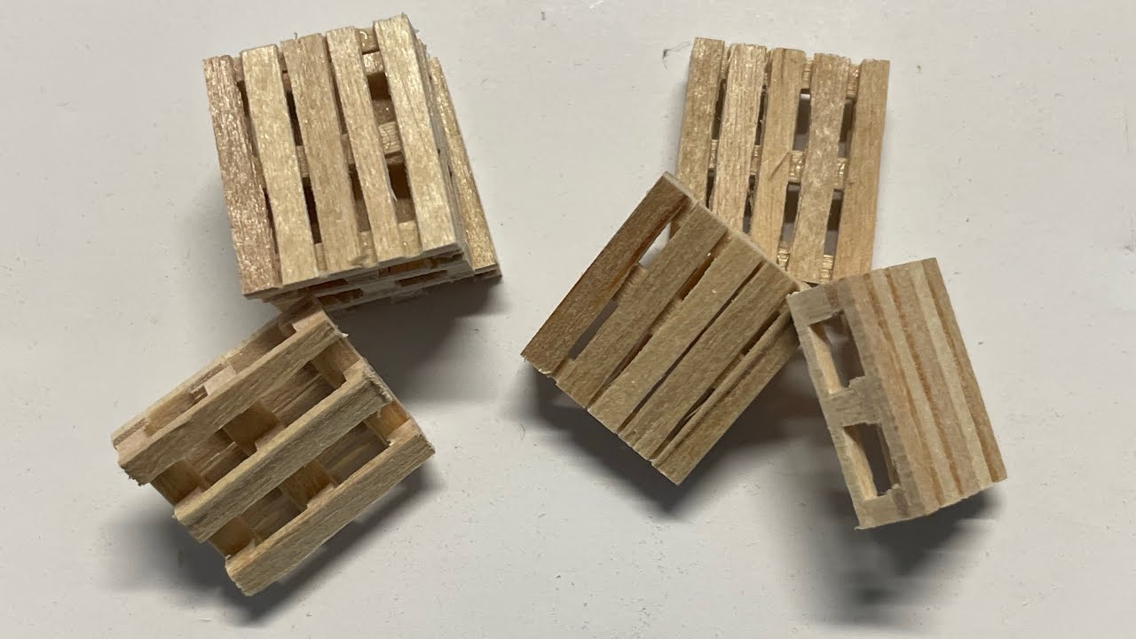 „Holzpaletten“ für Modelleisenbahnen selbst erstellen