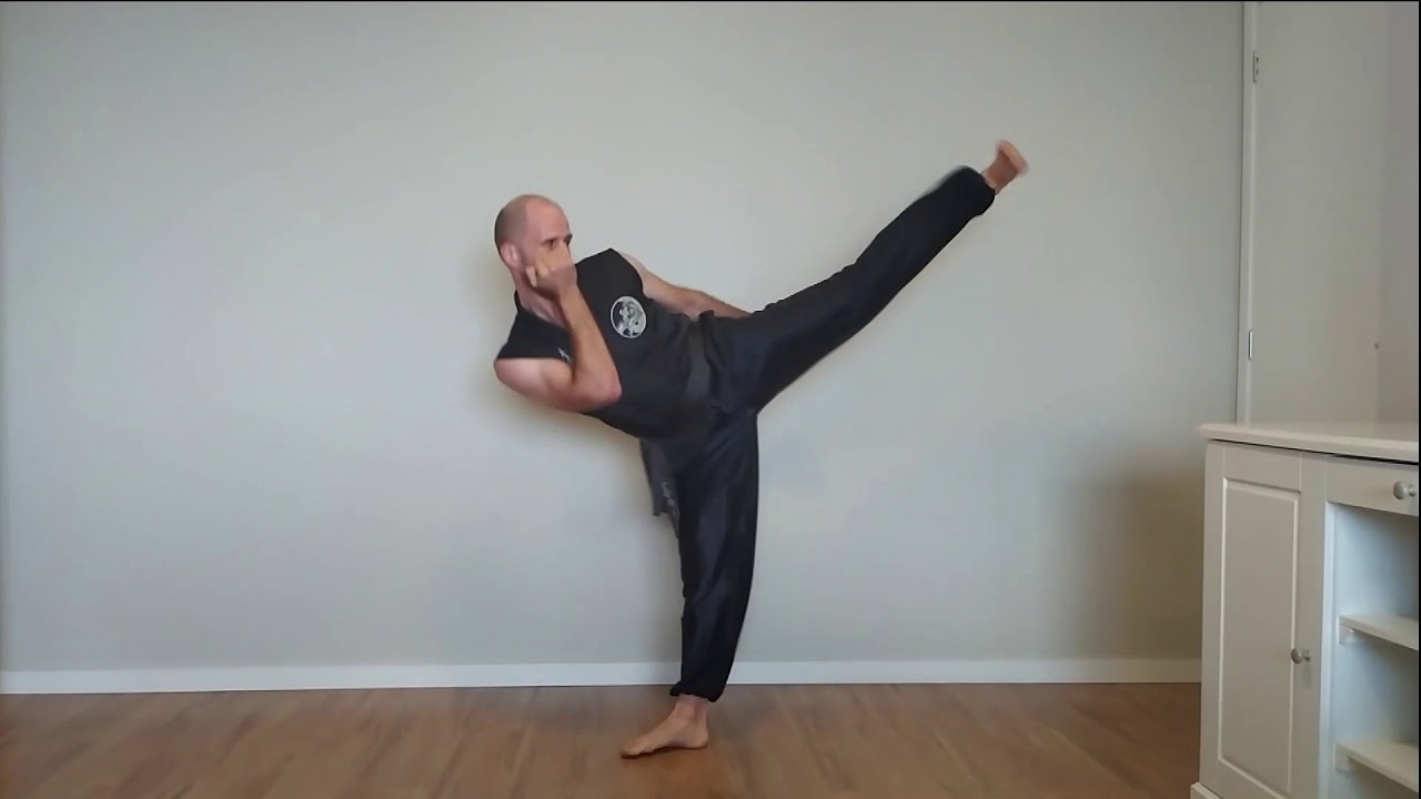 Kung Fu em Casa - Treino dos 300 Chutes!