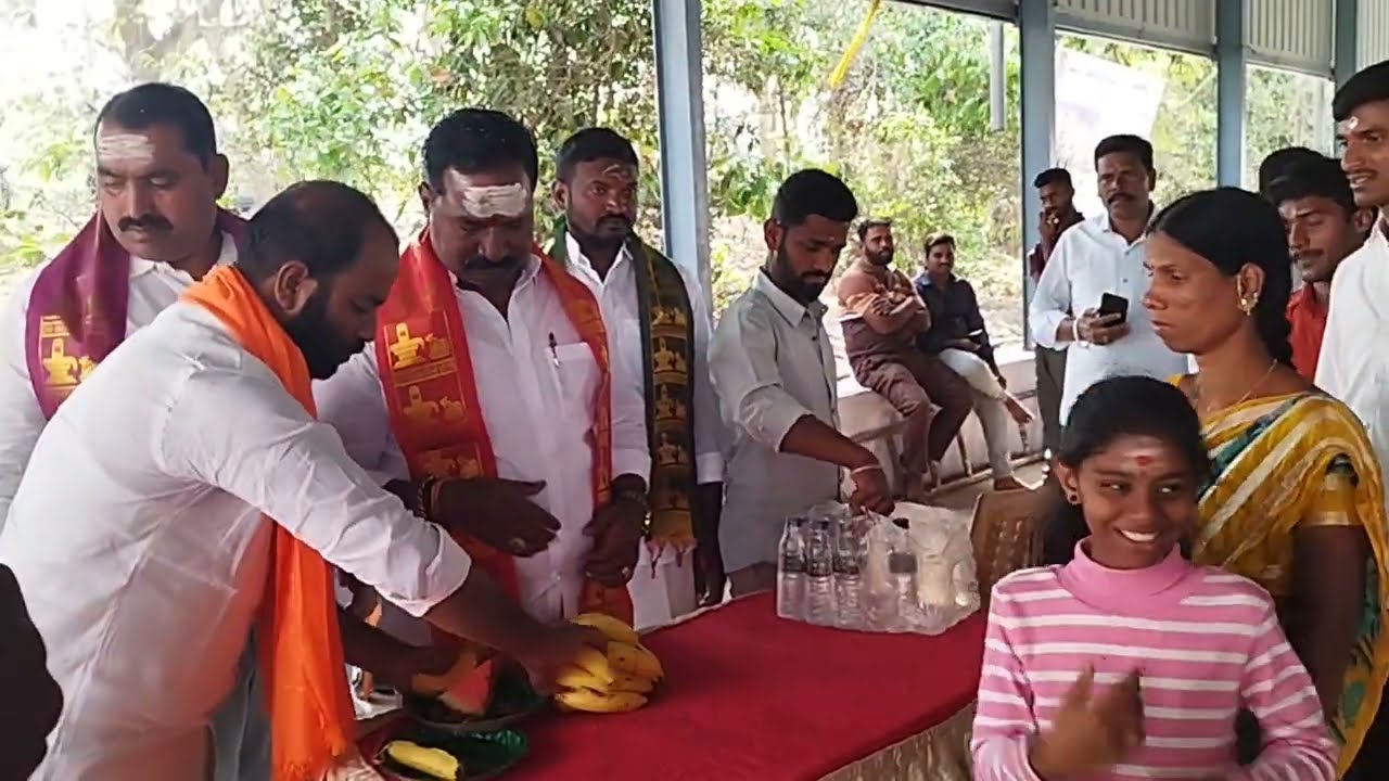 #sbtvvkb మహాశివరాత్రి  సందీప్ చాట్రబుల్ ట్రస్ట్ పండ్ల పంపిణి కార్యక్రమాలు 
