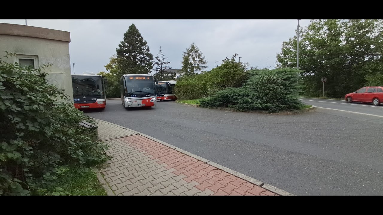Linka 160 v úseku Výhledy - Dejvická 