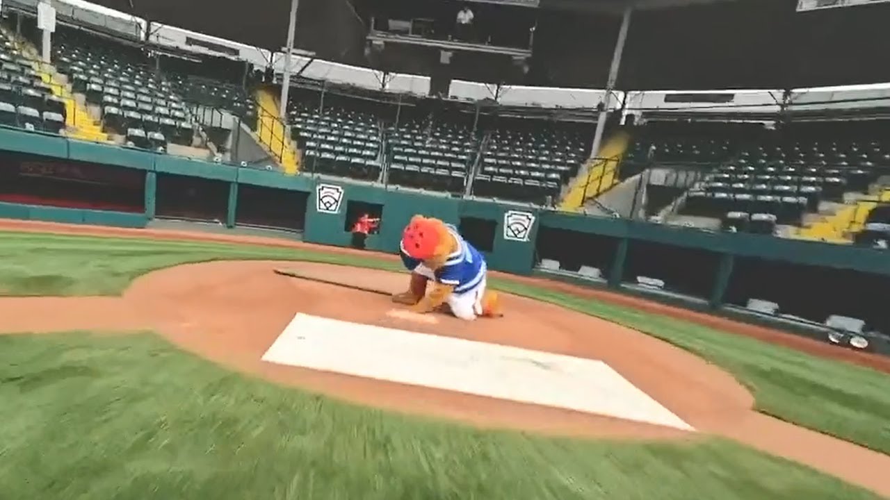 #LLWS Drone Tour: Get an UNREAL look at the Little League World Series from overhead 😳🚁