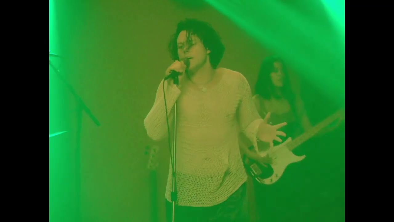 Ashton Irwin - Greyhound (Superbloom: A Live Concert Film)