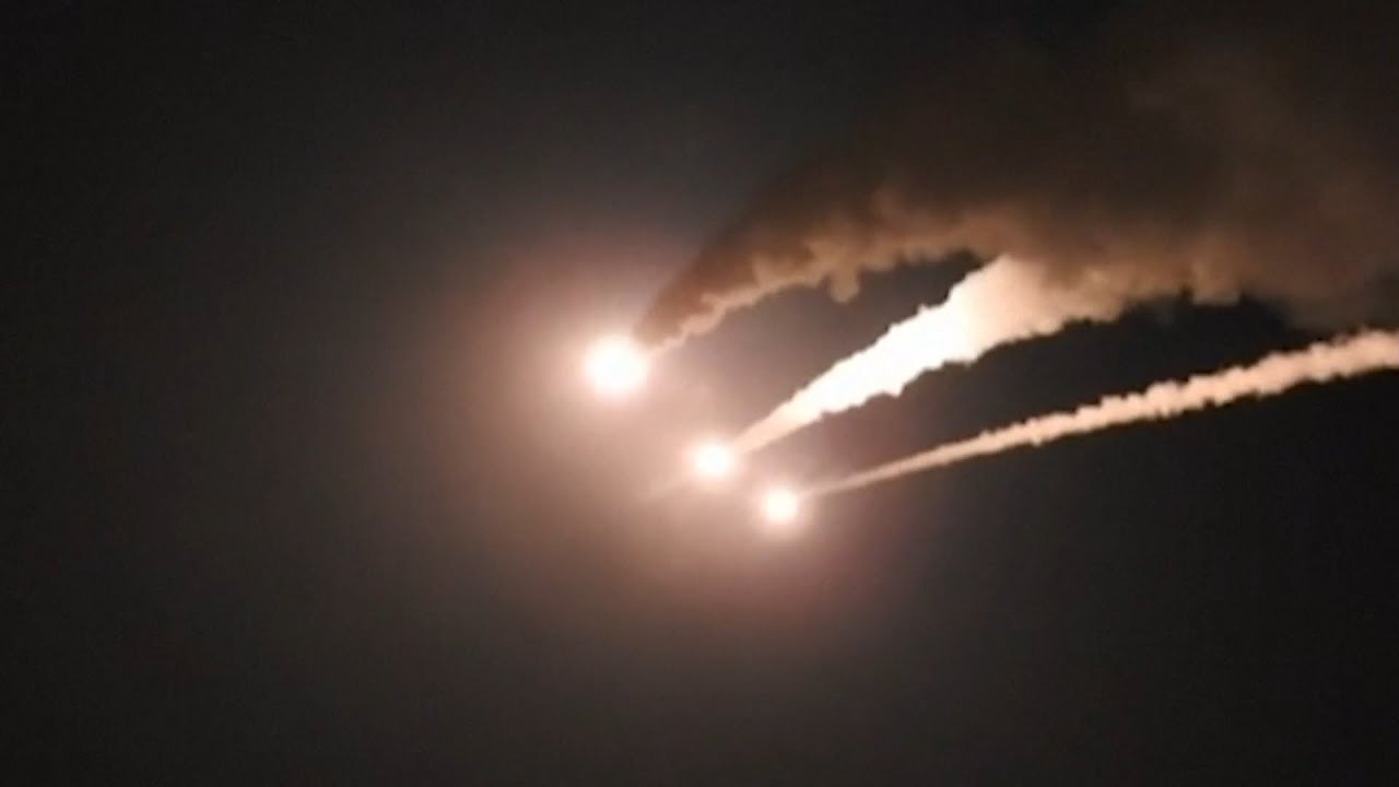 Interceptions seen in Northern Israel during Iranian missile attack