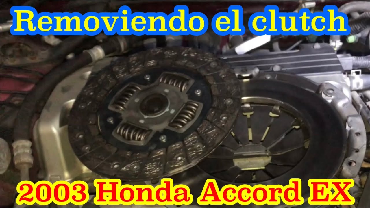Removiéndole el Clutch a un Honda Accord 2003