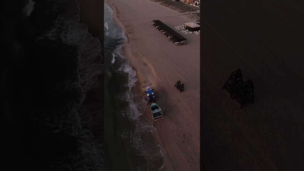 Tractor a la platja de Xeraco #music #drone #tractor #xeraco #platja #neteja de platges
