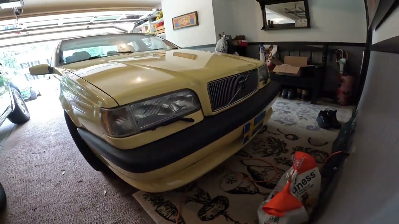 1995 Volvo 850 T5R for sale, exterior, interior, mechanical overview. 4K