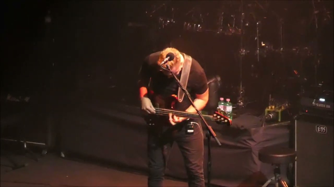 Steve Hackett - Bass Solo (Jonas Reingold) - Roma,  31 ottobre 2024