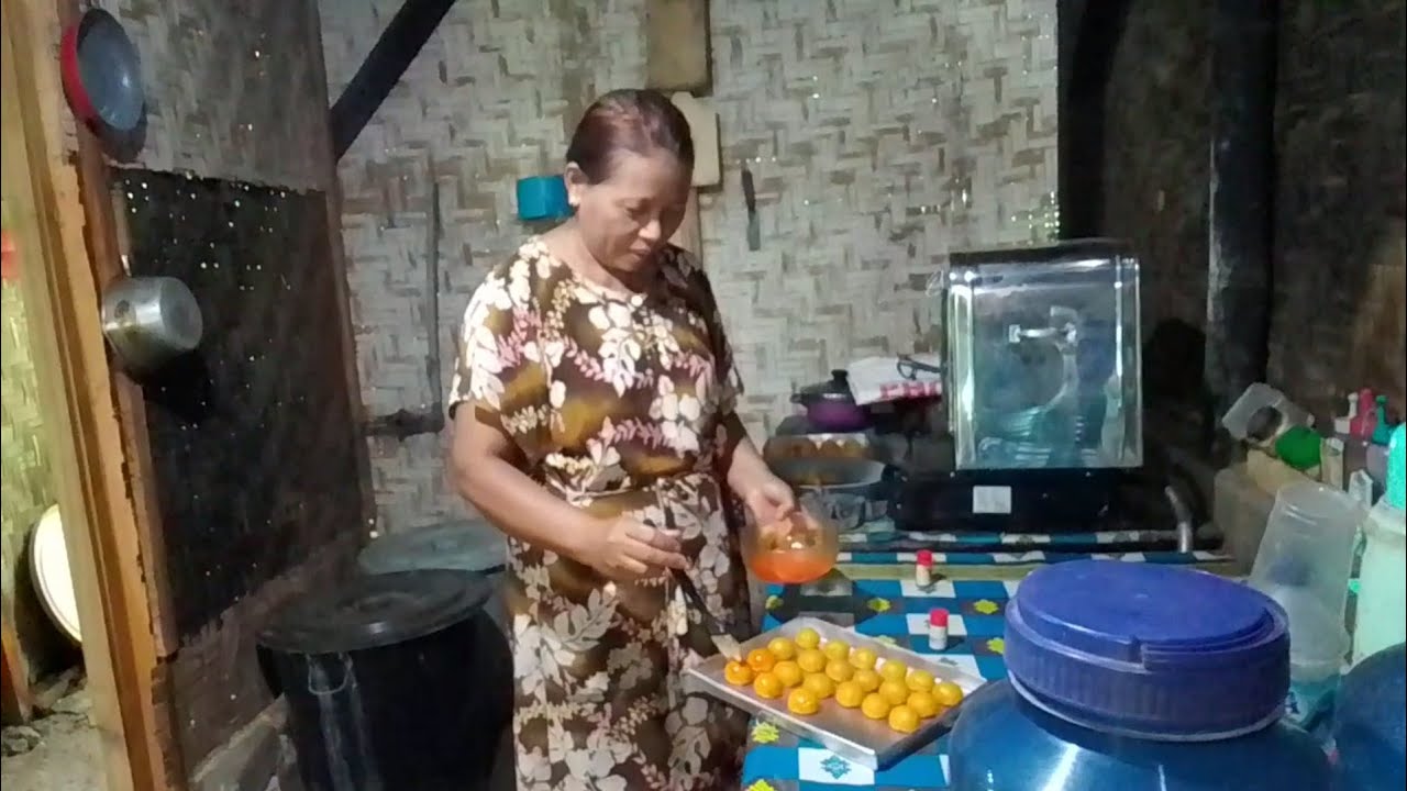 BUNDA BUKIN KUE NASTAR, KRITK DAN SARANNYA 