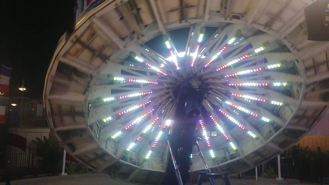 Knott's Berry Farm Wipeout 2018