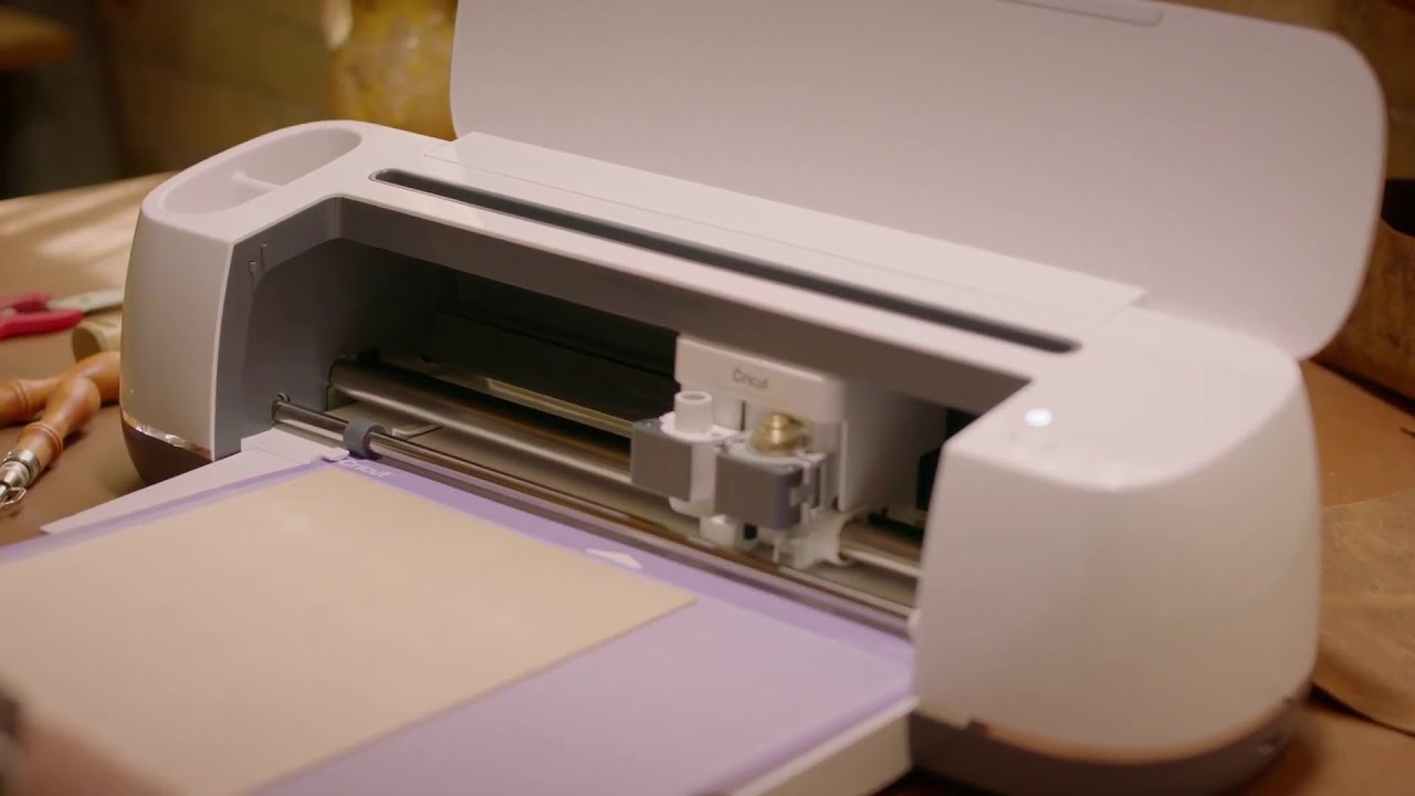 Cricut Maker d&eacute;coupe de bois de tilleul