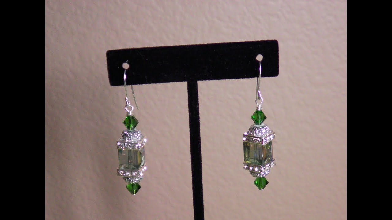 DIY~Stunning Emerald Lantern Christmas Earrings!