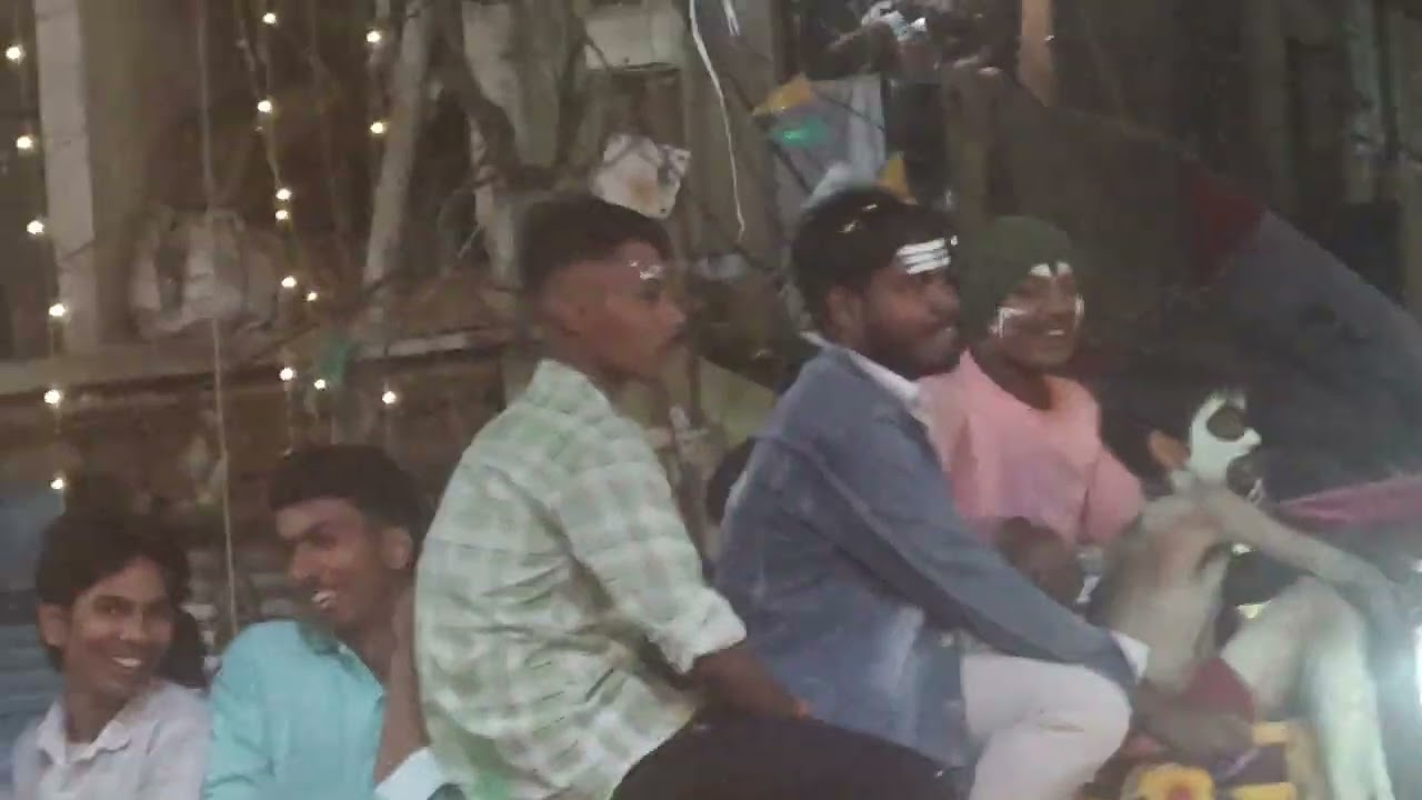 विश्व का सबसे बड़ा भव्य दिव्य बाराती महाशिवरात्रि 15 फरवरी को निकले हे  बैद्यनाथ धाम मैं दर्शन करें।