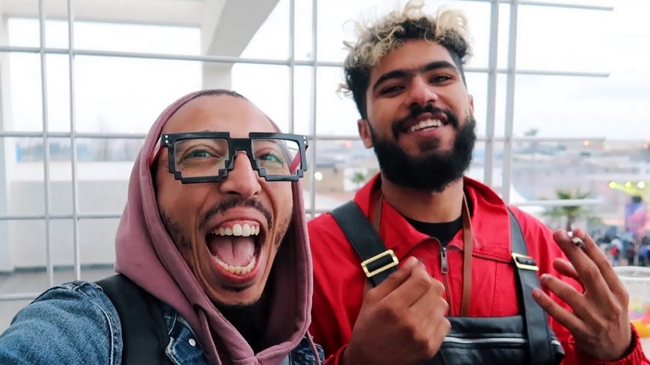 VLOG 09 : كيفاش كيدوز 🔥 SHOWCASE 🔥 مع طوطو ️🎵 ELGRANDE TOTO ️🎵 ENCG 🏢