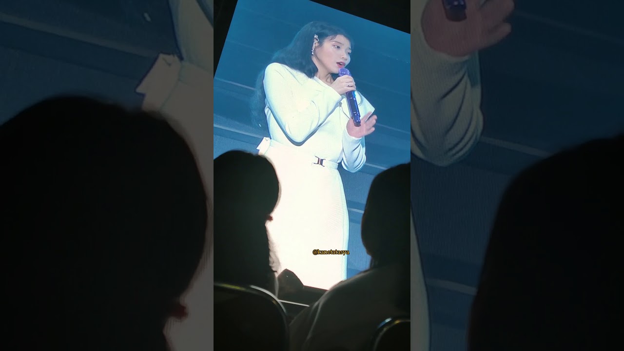 IU - Hotel Del Luna Ost  - Jang Man Wol Live in Jakarta Tour Love Poem