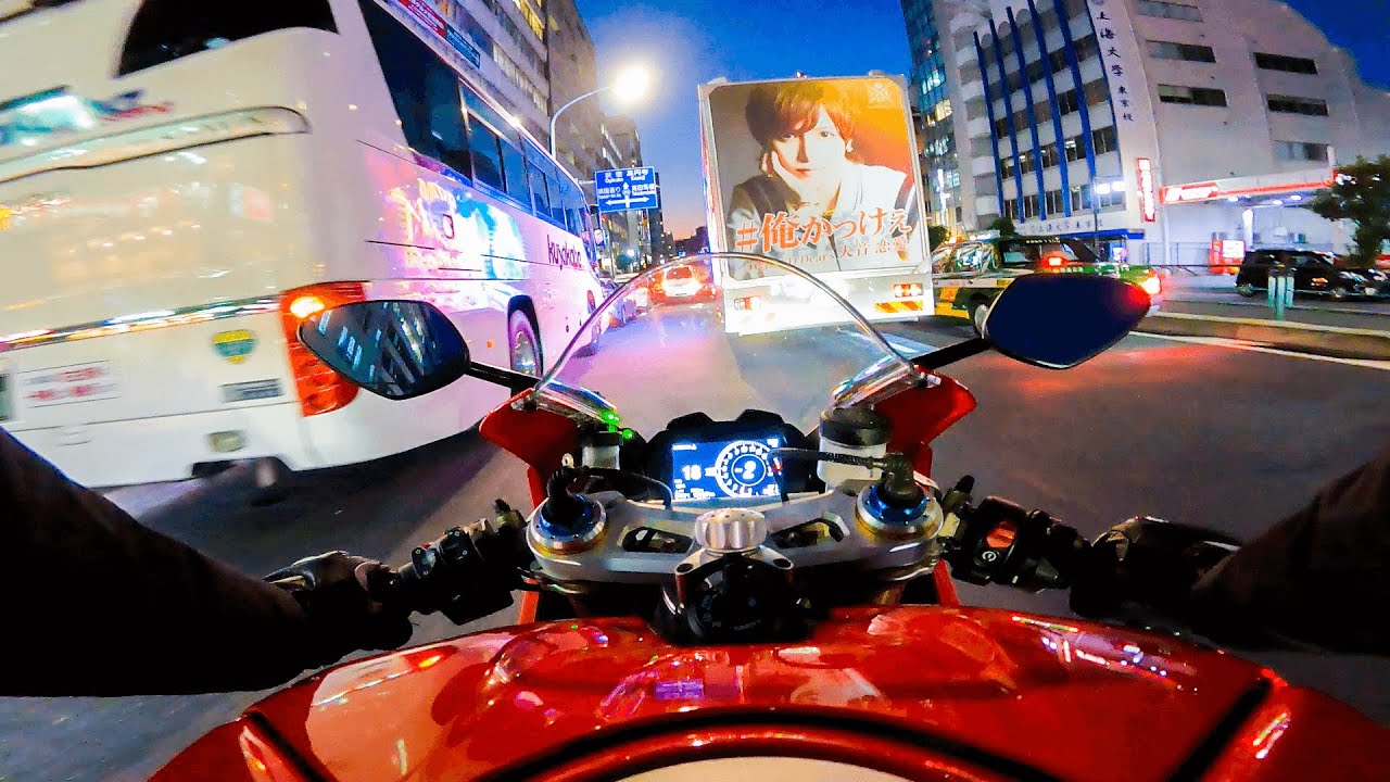 Ducati Panigale V4 S - KABUKICHO - Shinjuku Tokyo Japan | Motorcycle POV