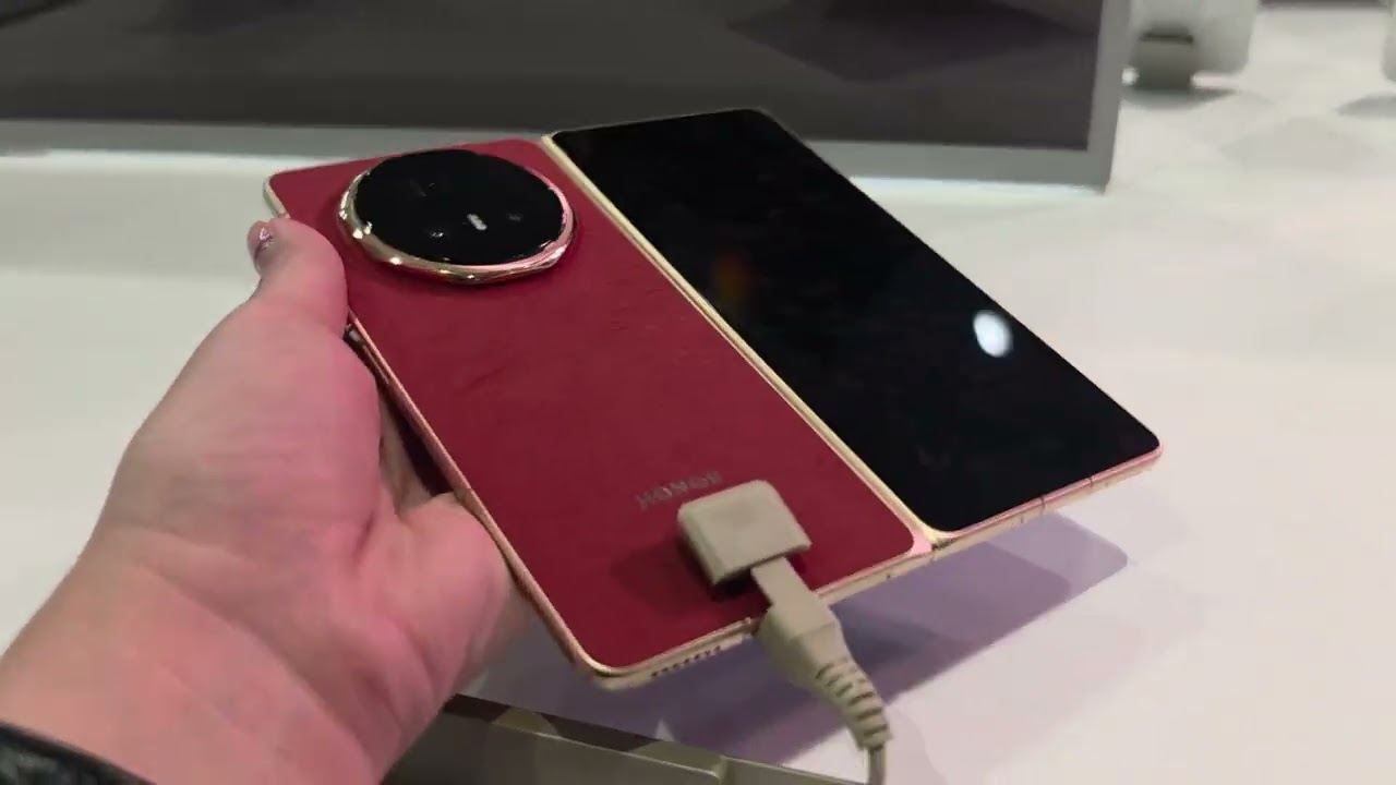 MWC 2026.-Así es Honor Magic V6, la nueva apuesta plegable de Honor