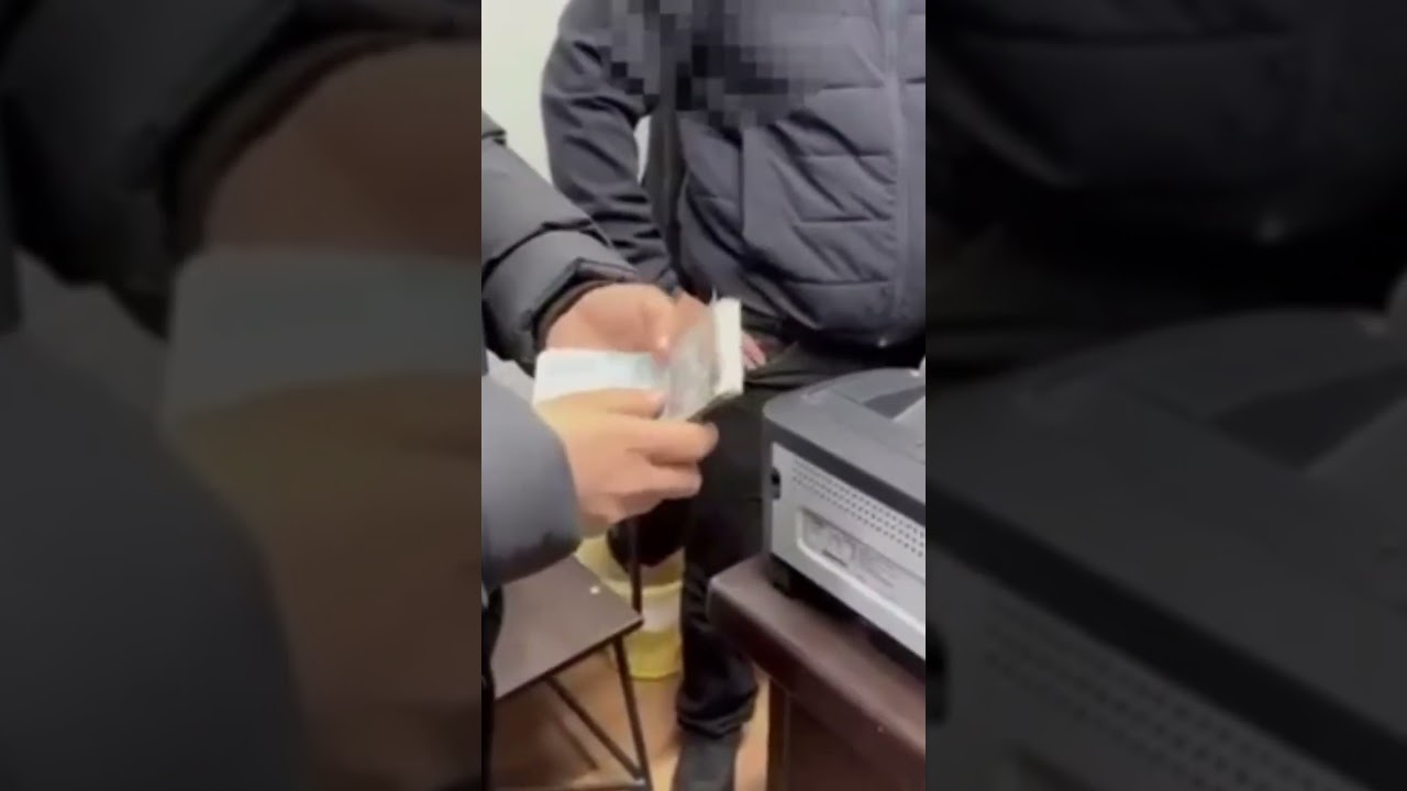 Начальник Кемин р-а управления по градостроительству и арх-ре Госстроя задержан при получении взятки