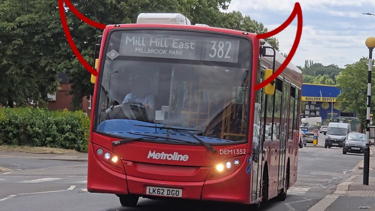 Trashbox Tuesday - LK62 DGO | Metroline | ADL Enviro200 | 382 Southgate