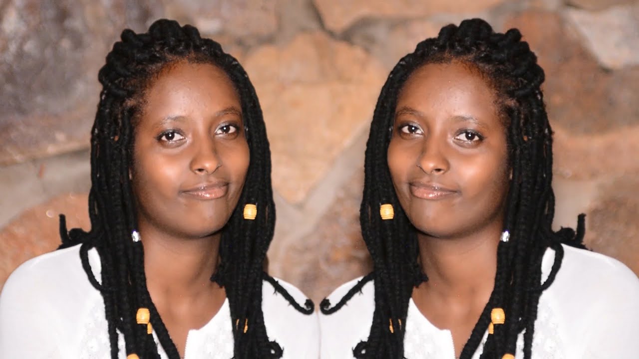 Babakobwa beza bimpanga umusore bakundana ananiwe kubatandukanya | papa wabo byamunaniye nawe