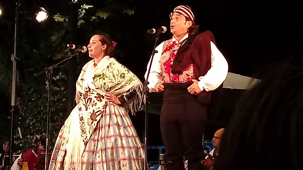 Oí cantar a una moza.- Nacho del Río y Beatriz Bernard