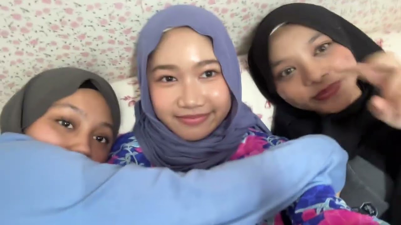 welcome to saffiya’s vlog !!!