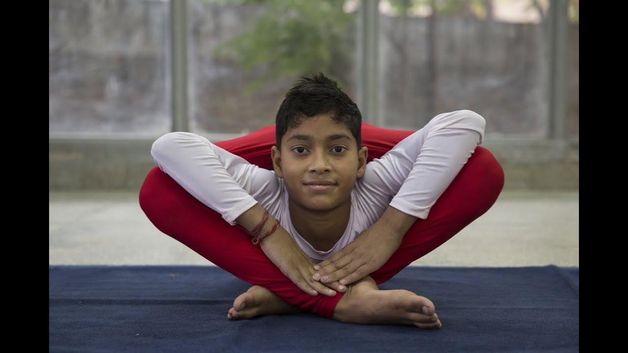 Meet India's 11-year-old Bendy Star