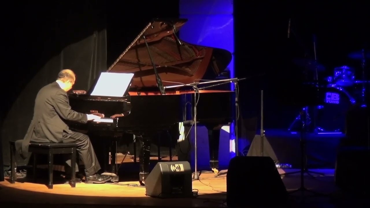 بينى و بينك يا هالليل| رحباني|هدى حداد-على البيانو. Piano solo - Bayni w Baynak| Hoda Haddad