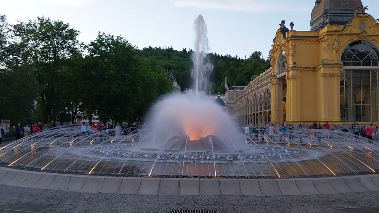 Mariánské Lázně ZPÍVAJÍCÍ FONTÁNA