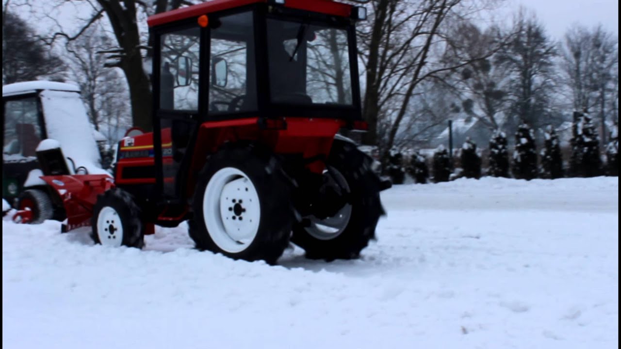MINI TRAKTORKI BOSS - Yanmar F20DT + Pług BOSS